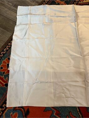 Soft Surroundings dreamy 100% silk King pillowcases